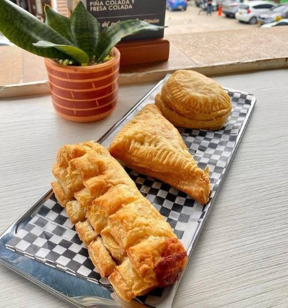 Pastel de Guayaba y queso